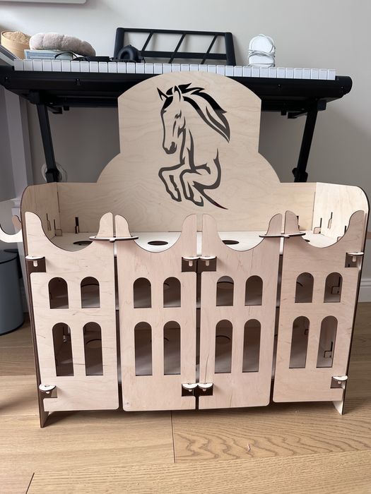 Stajnia dla 4 hobby horse