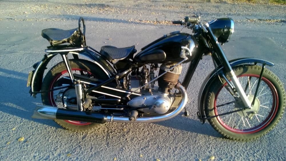 Продам мотоцикл Иж-49