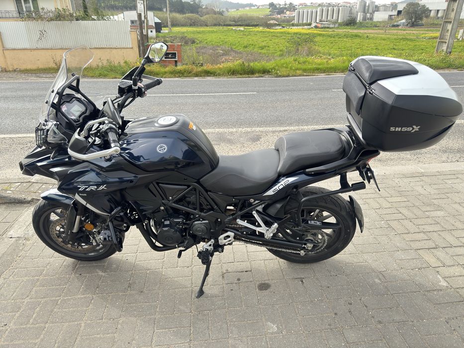 benelli trk 502