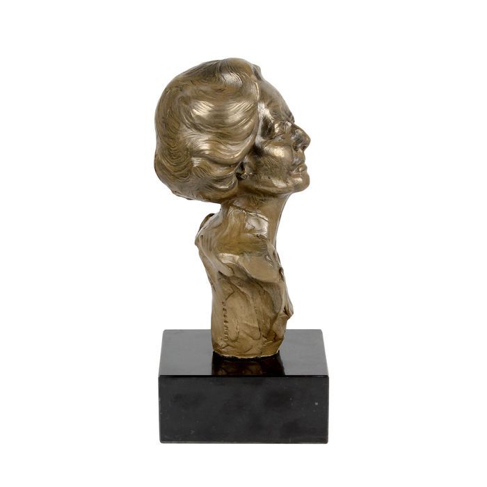 Margaret Thatcher popiersie znanego człowieka Art-Dog