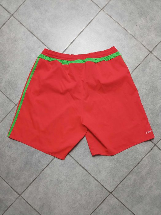 Spodenki piłkarskie Adidas 2015-16 Wales - M