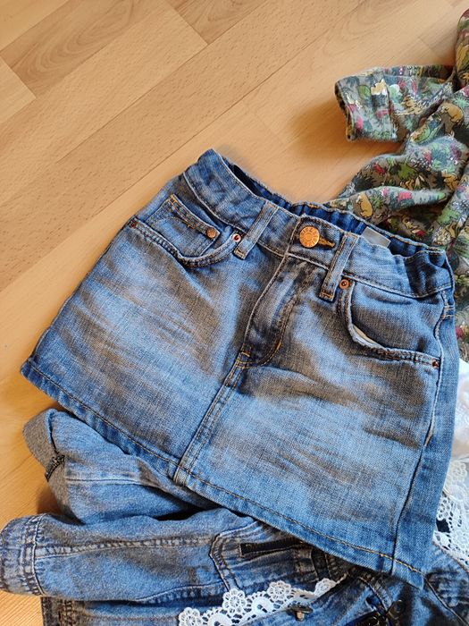 Одяг для дівчинки. Пакет речей.