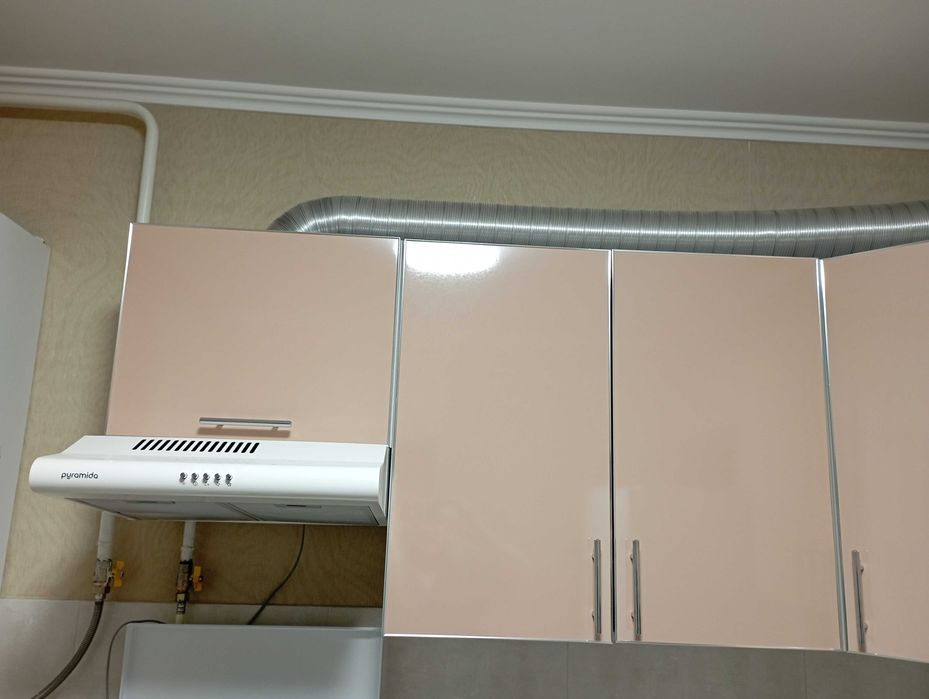 Кухонная вытяжка