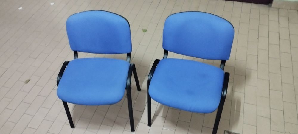 cadeiras de espera/secretaria em azul – conjunto de 2