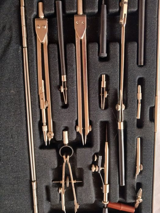 Готовальня НЧК-14-1-01