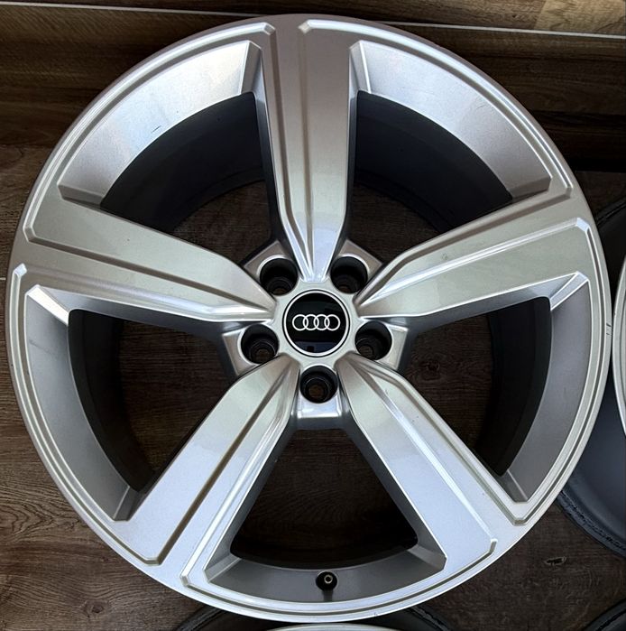 Оригінальні диски Audi R20 5x112 ET38 A6 A7 Q5 Q7 Touareg