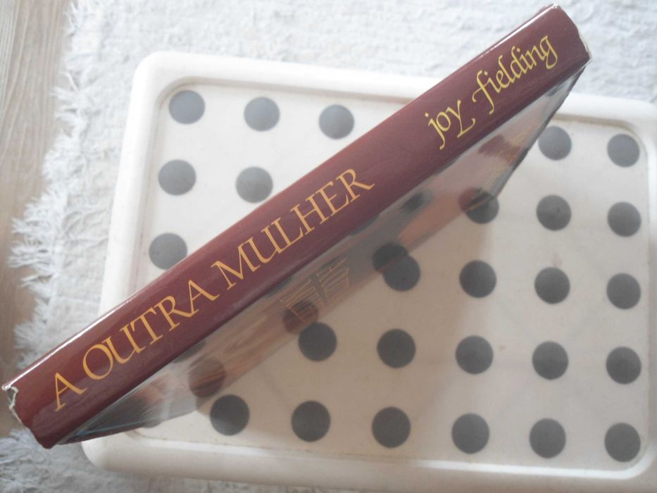 A Outra Mulher por Joy Fielding