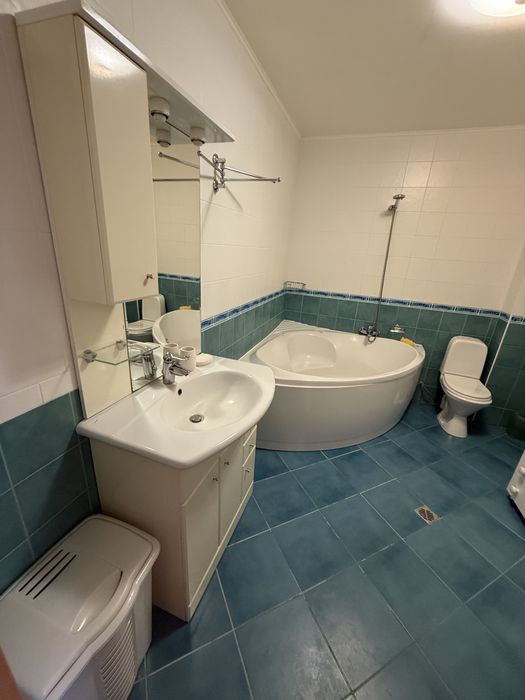 Квартира Соборності 76!Мебель,техніка,індивідуальне опалення +гараж