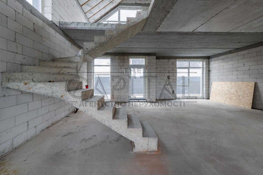 Продаж будинку Крюківщина Закрита вулиця Охорона 6 соток