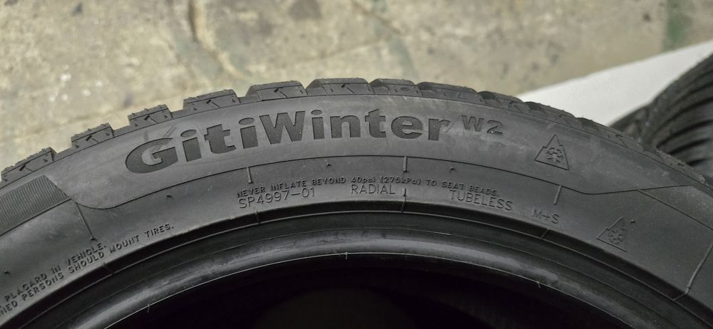 E23 4 x 245/45r18 Giti winter W2 100V XL opony zimowe nowe