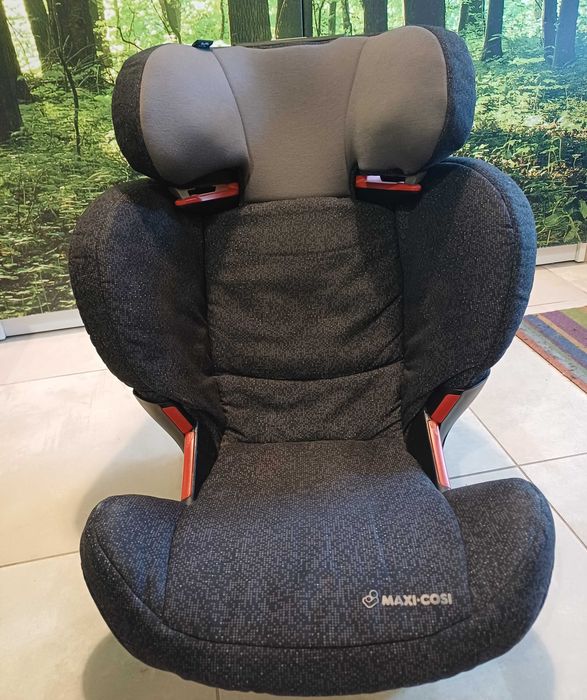 Fotelik samochodowy MaxiCosi Rodifix Airprotect 15 - 36kg