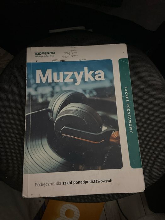 Podrecznik do muzyki 1 liceum