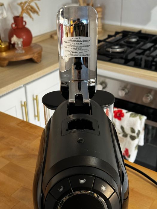 Cafeteira Delta Q