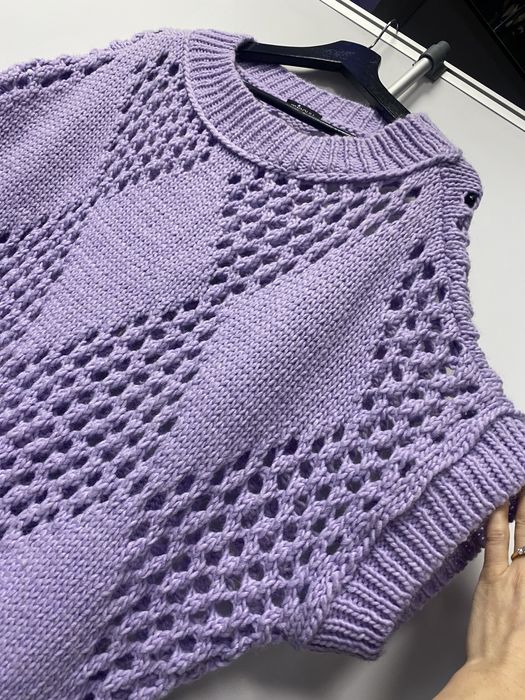 Minouu Przybylska jordanov liliowy sweter wełna dzianina motyl oversiz