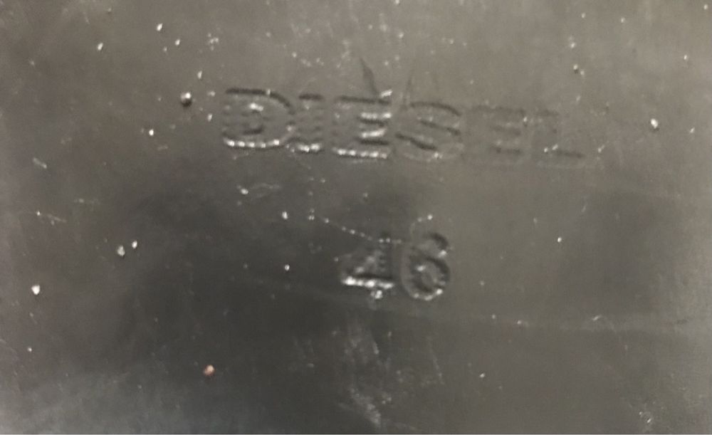 Ботинки Diezel і кеди Geox