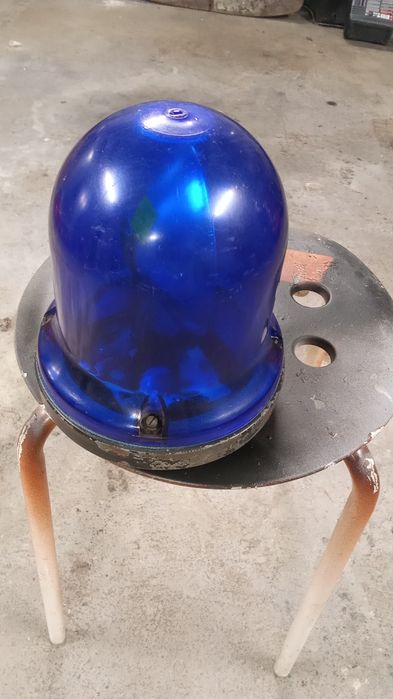 Światło ostrzegawcze kogut niebieski