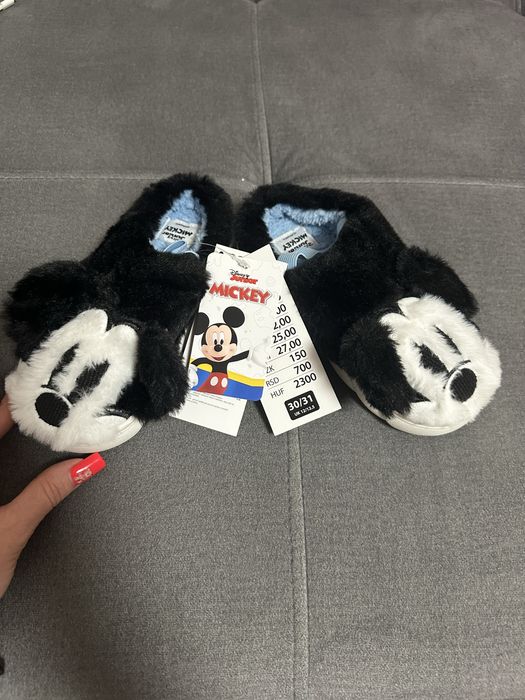 Nowe śliczne mięciutkie kapcie Miki mouse nowe