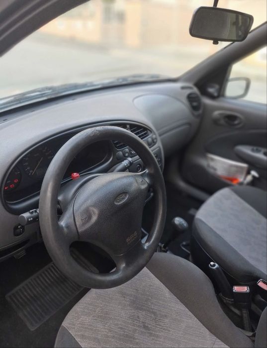 Forde fiesta comercial 1.8 Diesel Boss turbo