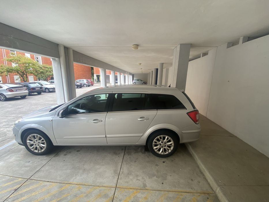 Opel astra caravan cosmo 1.7cdti