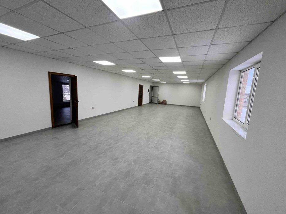 Оренда приміщення Ювілейний, вул. Небожинського (280 м.кв)