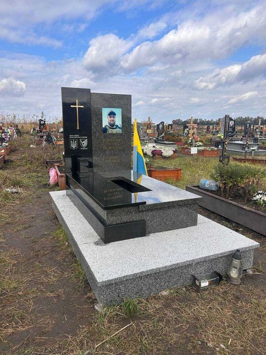 Пам'ятники Військовим | SVS - GRANIT | 2026