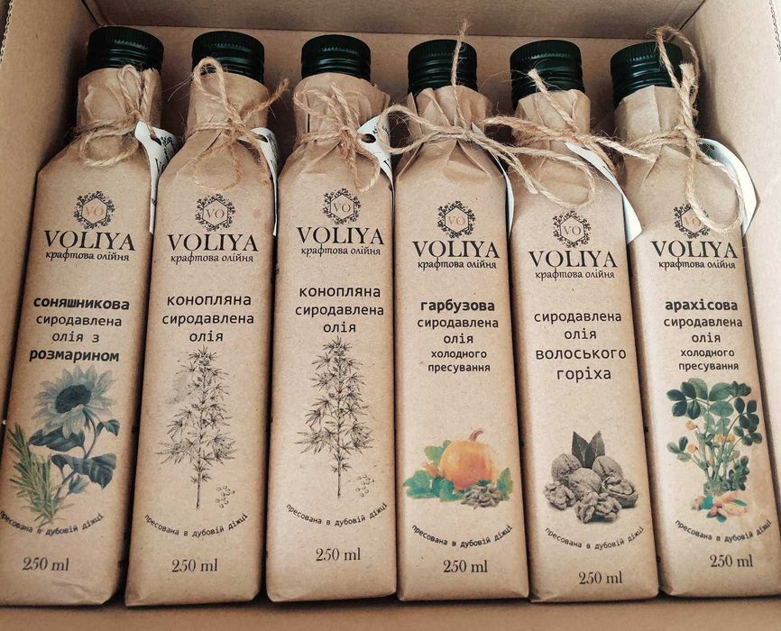 Олія холодного пресування з льону, кунжуту, коноплі, гарбуза, горіхів