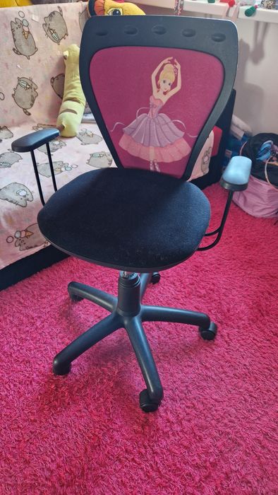 Krzesło obrotowe dziecięce( fotel do biurka)
