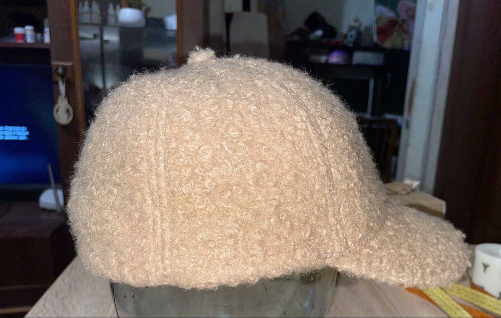 Стильна шапка капелюх кепка