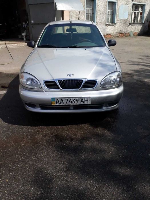 Автомобіль Daewoo Lanos, вип. 2005 р. Автосалон м. Київ.