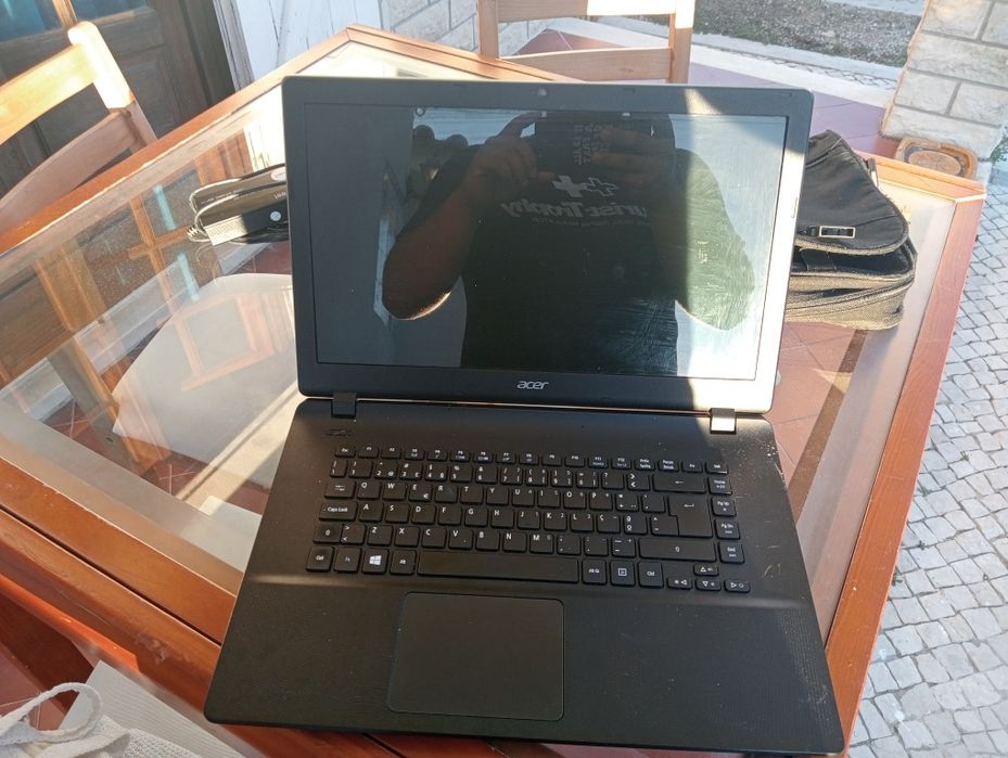Portátil Acer Aspire Es1-520