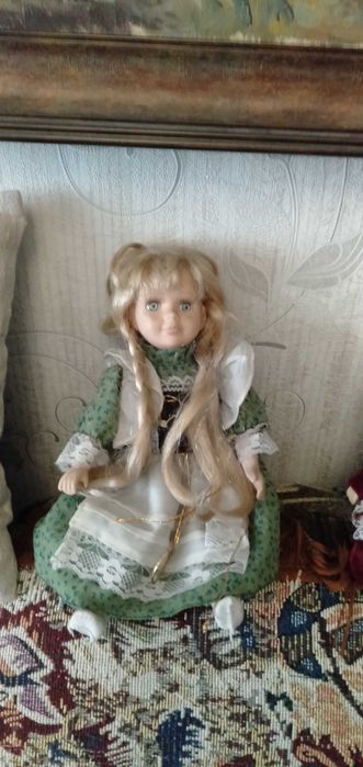 Куклы керамические,хотелось продать одним лотом