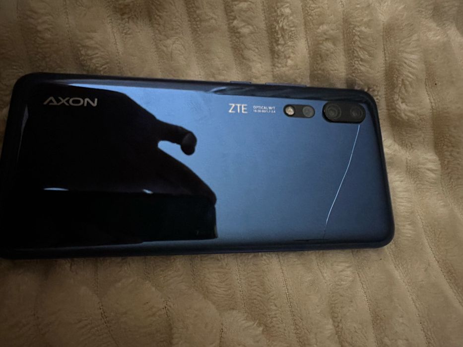 axon 10 pro - купить мобильные телефоны и смартфоны - Цена на OLX.ua