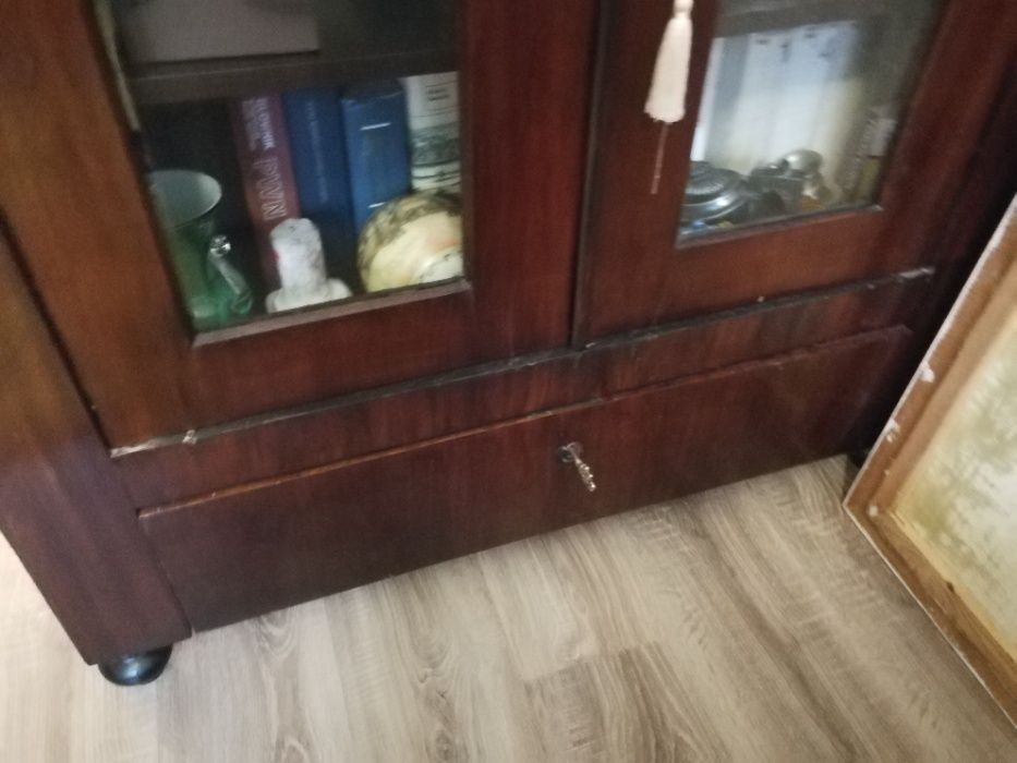 Okazja, Przecena. XIX w. Francuska szafa mieszczańska.