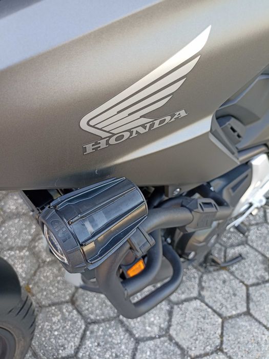 Honda nc 750x FULL EXTRAS 3malas nc750x