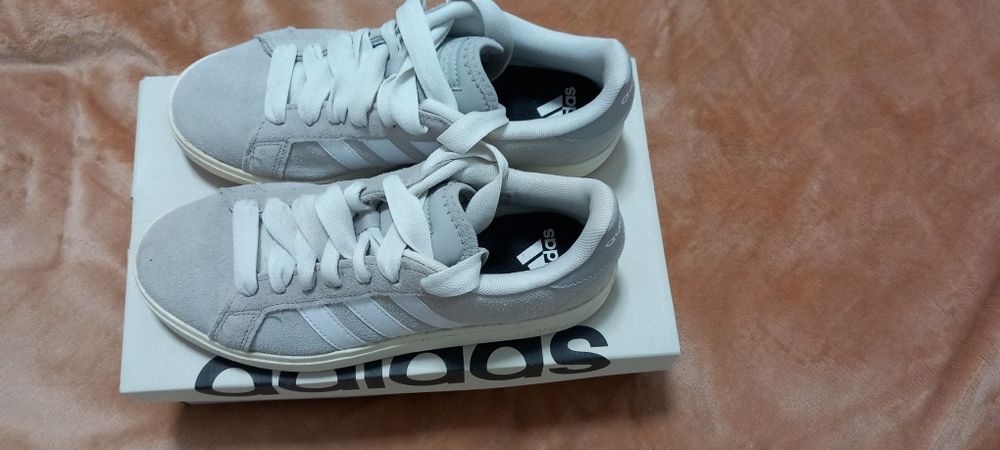 Vendo sapatos adidas