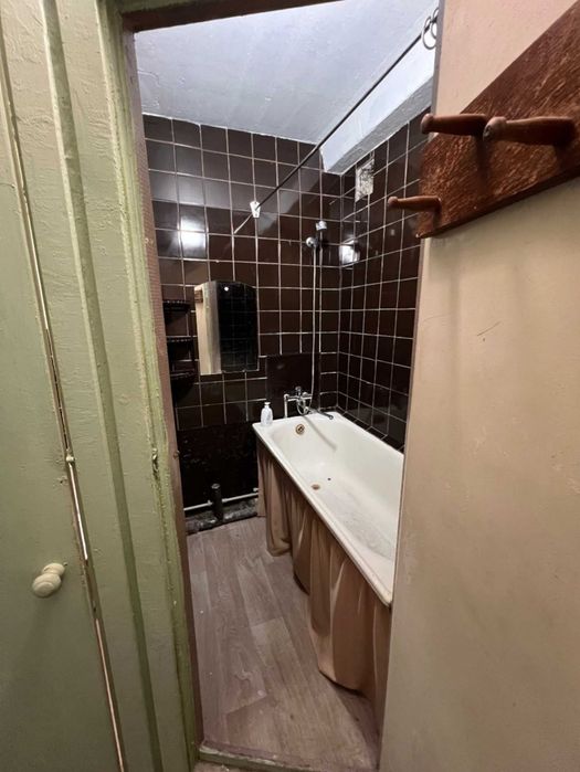 Продам 2 комнатную квартиру на Никопольской