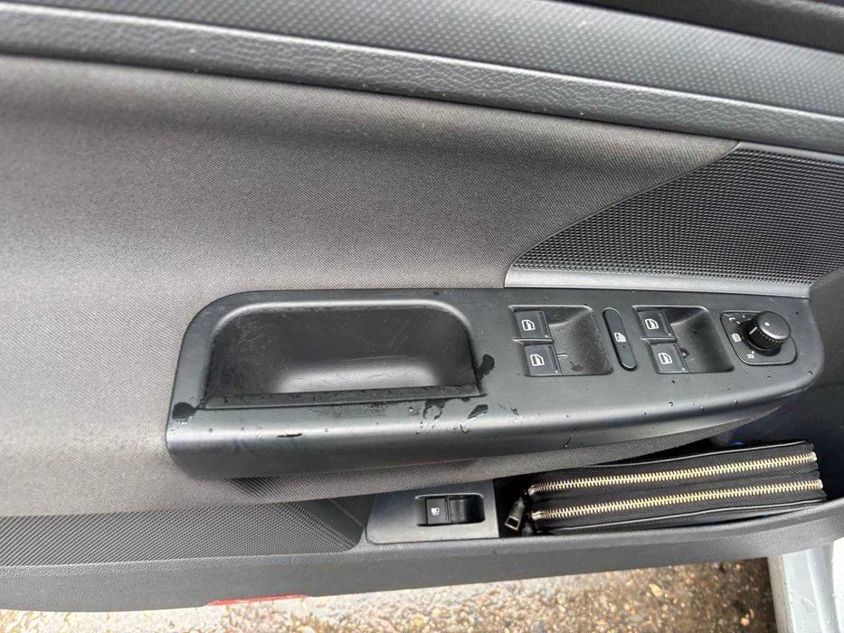 Продам Volkswagen Golf 5