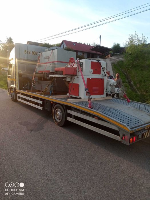 Pomoc drogowa  Autolaweta Uslugi Trasportowe