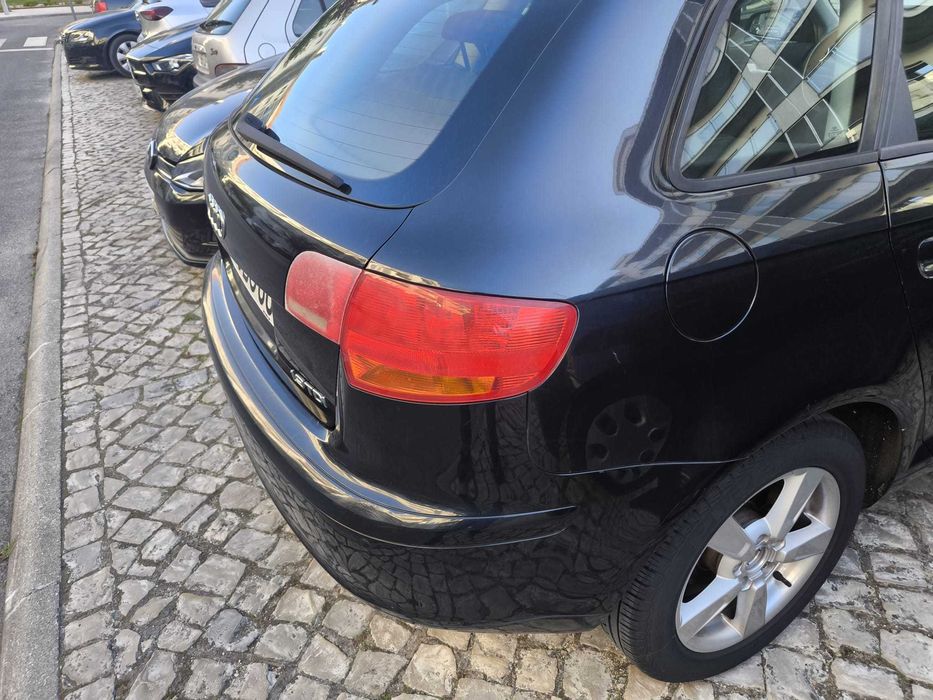 Audi A31.9 TDI 105cv  8P - Distribuição Nova
