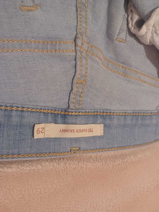 Calças Levi's 710 Super Skinny