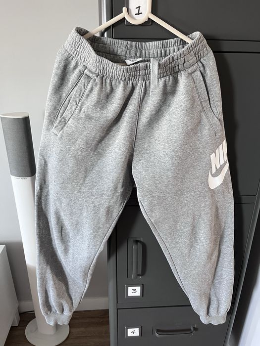 Spodnie dresowe Nike r.152