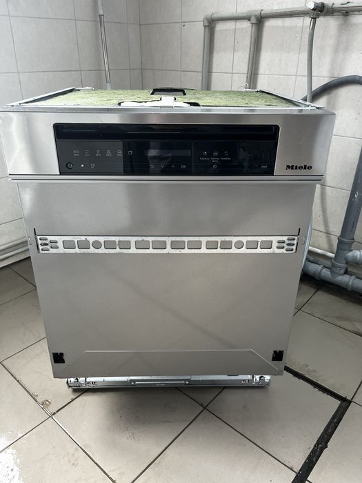 Топова посудомийка Miele g7310