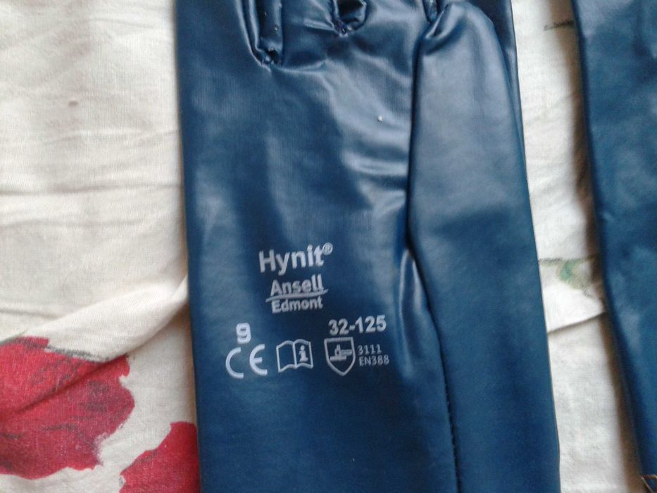 rękawice różne antyprzecięciowe