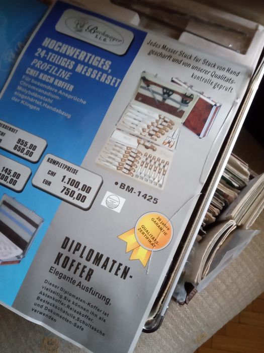 Набор ножей и вилок