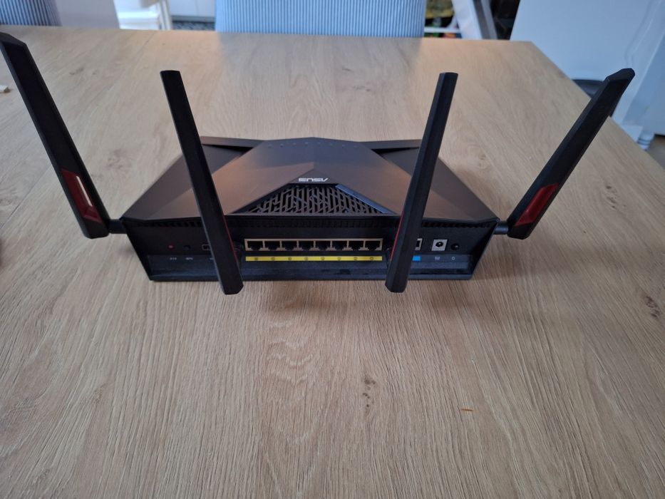 Router ASUS RT-AC88U