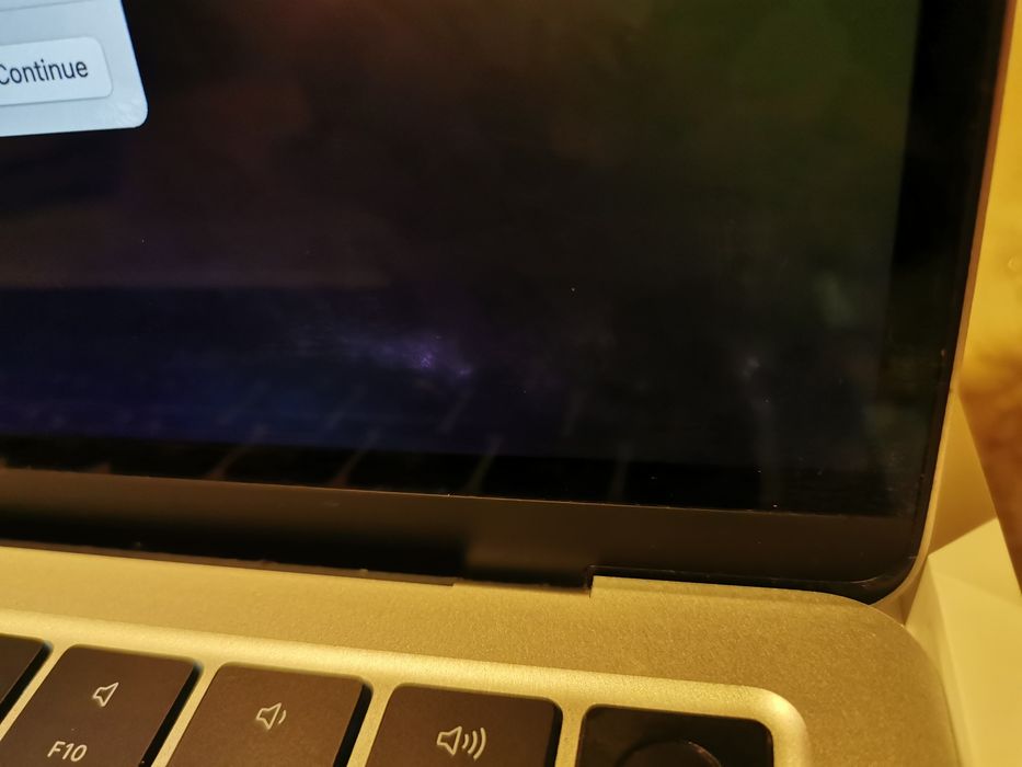 Macbook air  komplet paragon