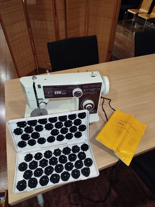 Máquina de costura