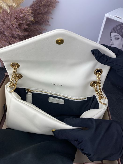 Сумка YSL Yves Saint Laurent Calypso біла