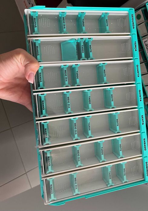 Carrinho de Medicação Para Lar - Com gavetas individuais e rodas