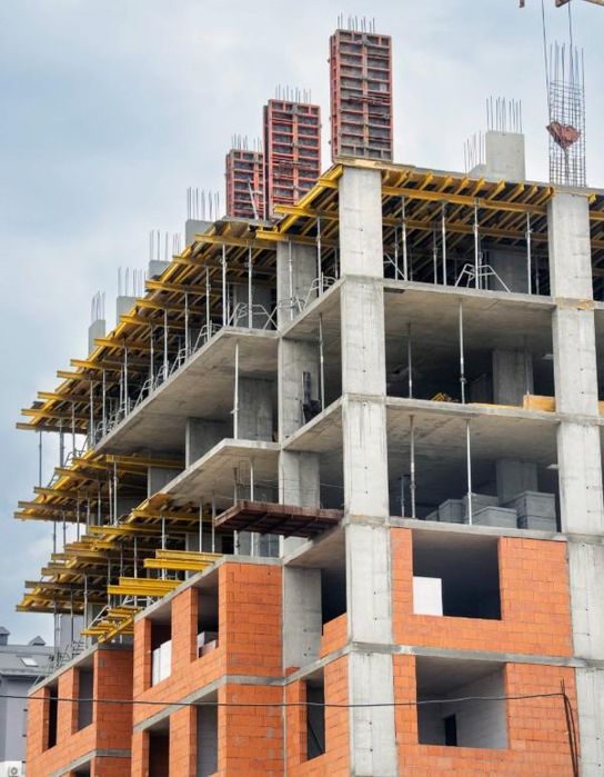 2 кімнатна квартира недалеко від центру